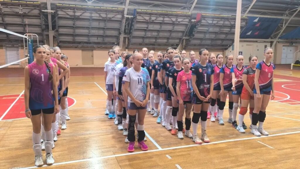 В Туле завершился Межрегиональный турнир в рамках Фестиваля по волейболу «Летний мяч» среди команд девушек 2013-2014 г.р..